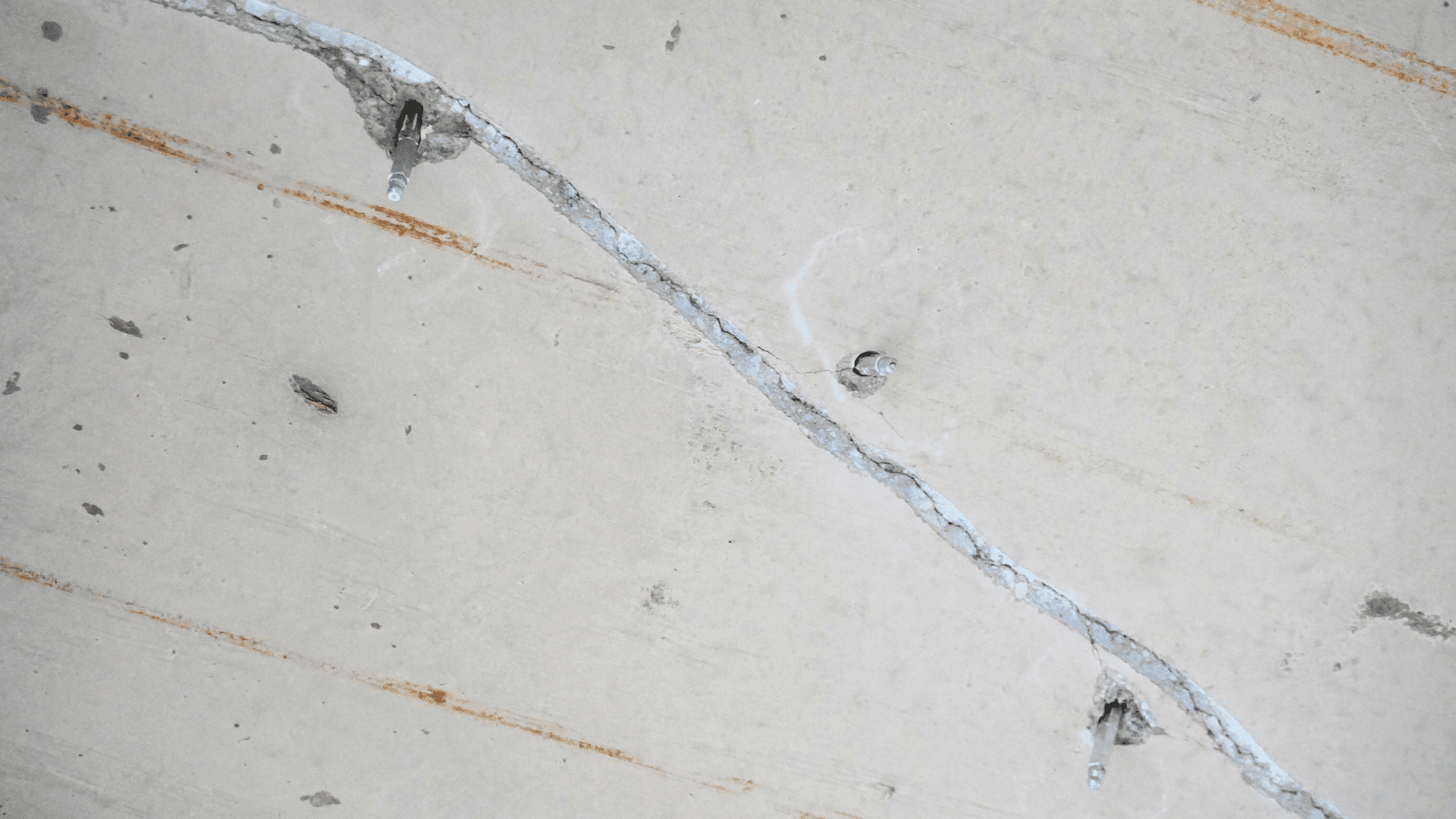 Epoxy Crack Injection