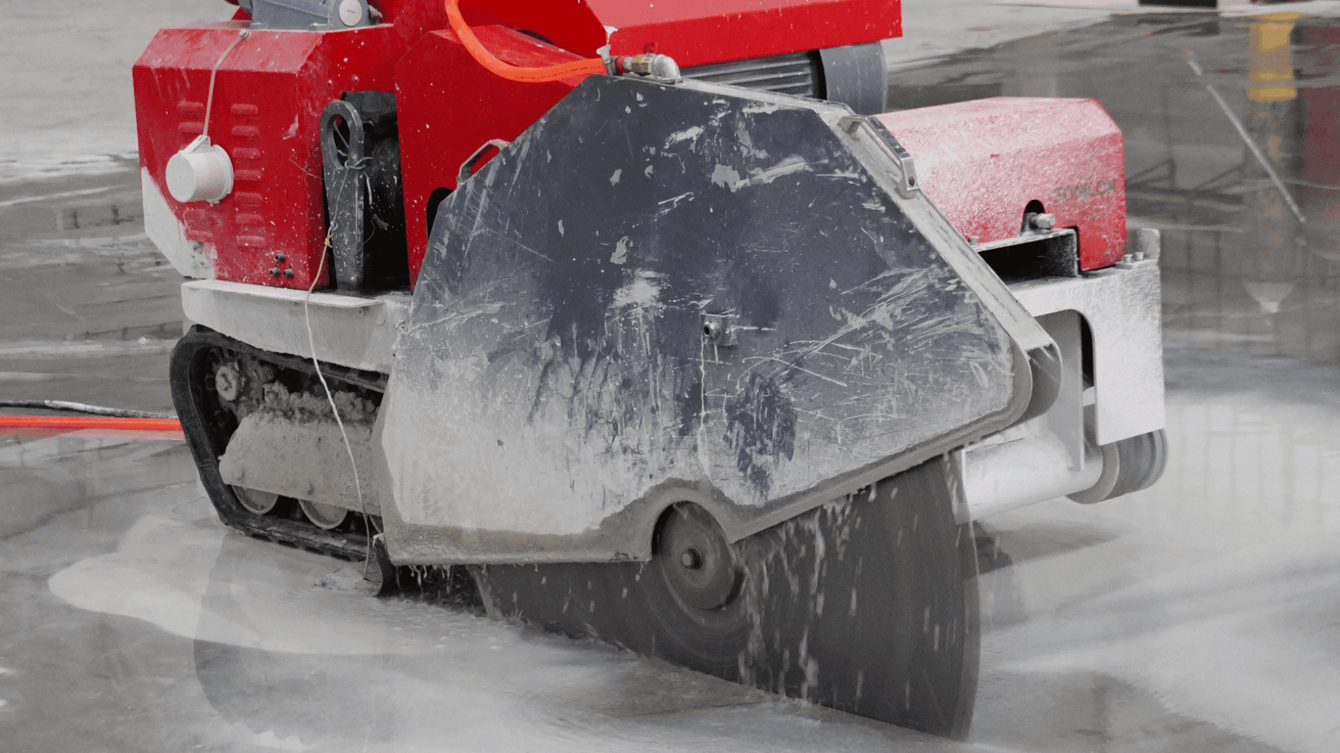 Faster and Safer Cutting with Robotic Diamond Floor Saw