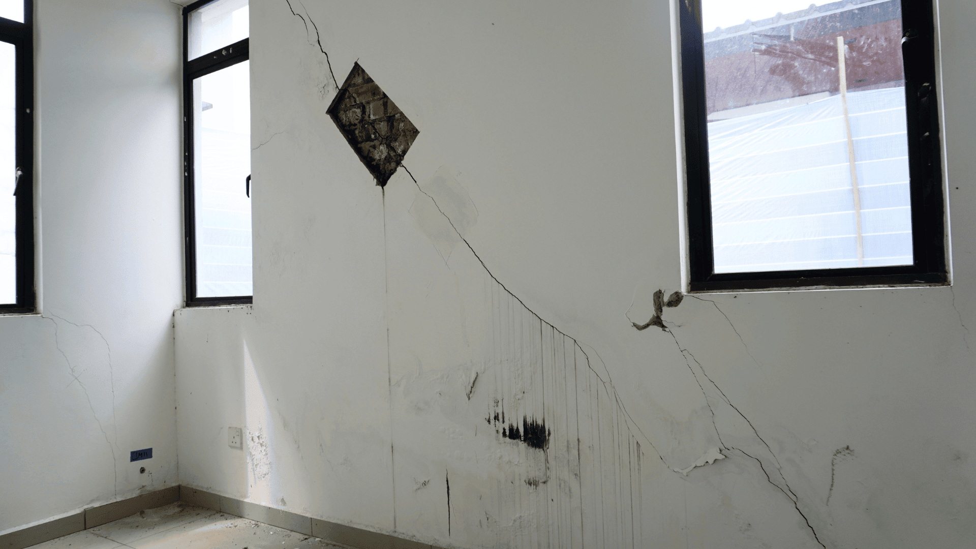 Cracks in Your Building is a Call for Help (10)